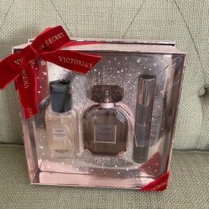 Victoria’s Secret Bombshell Seduction Gift Set